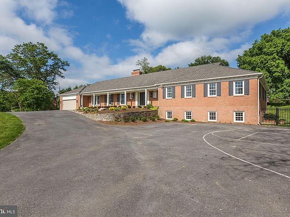 2nd image of 12012 Piney Glen Ln