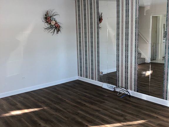 4th image of 7304 174th St