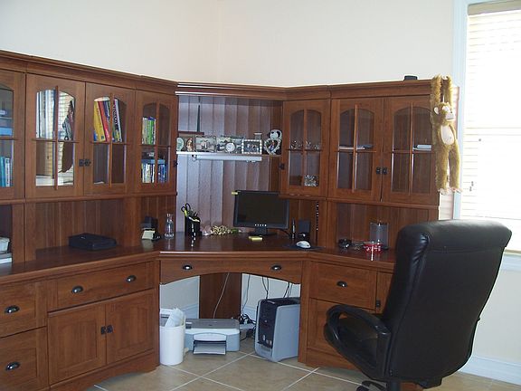 Study room/Bedroom