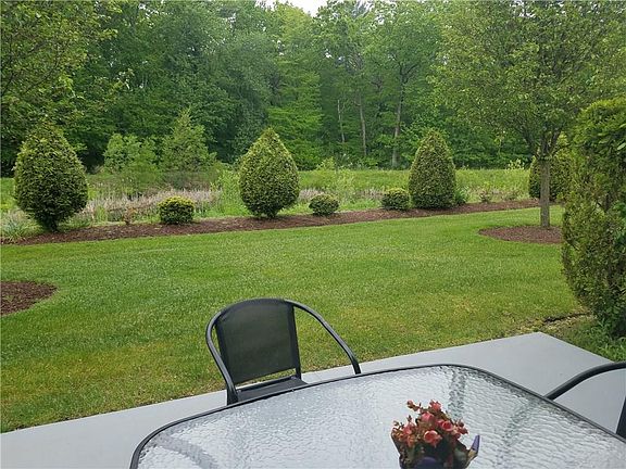 4th image of 1105 Village Green Cir #1105