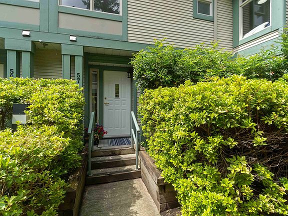 3rd image of 65 Foxwood Dr #57
