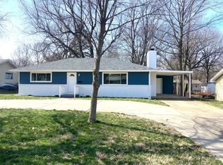 1925 S Fort Ave, Springfield, MO 65807