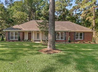105 Hickory Cir, Petal, MS 39465