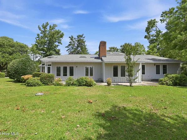 110 Beechwood Drive, Morehead City, NC 28557