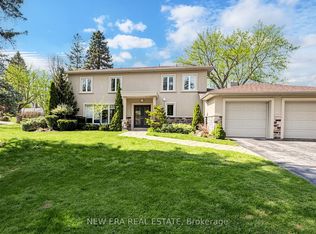 1423 Bunsden Ave, Mississauga, ON L5H2B3