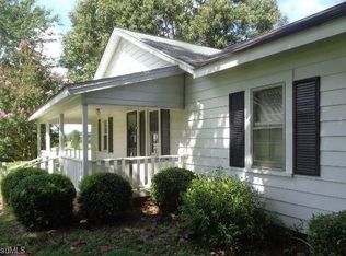 3146 Rogers Rd, Graham, NC 27253