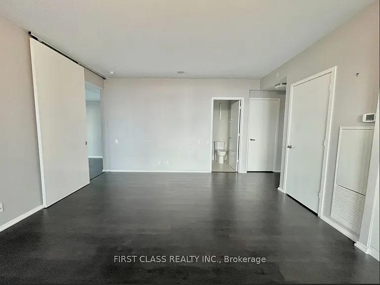 125 Peter St #1402 — Photo 8