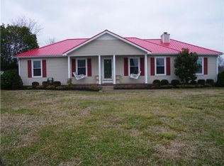 3215 Meadowhill Dr, Murfreesboro, TN 37130