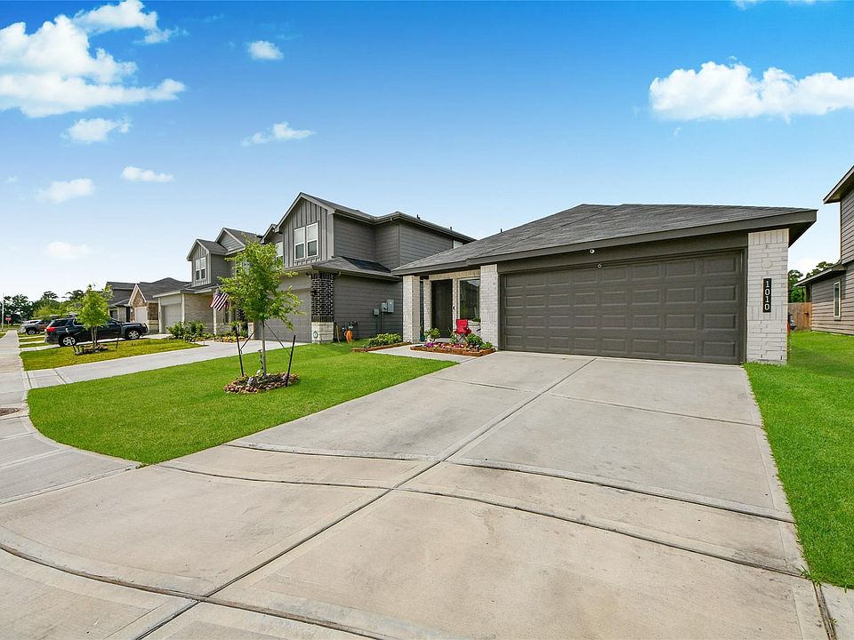 1st image of 1010 Muscadine Vine Ln