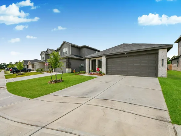 1010 Muscadine Vine Ln, Houston, TX 77090