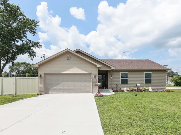 310 S Kankakee St, Coal City, IL 60416