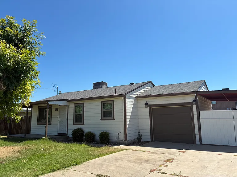2040 Edwards Ave — Photo 5