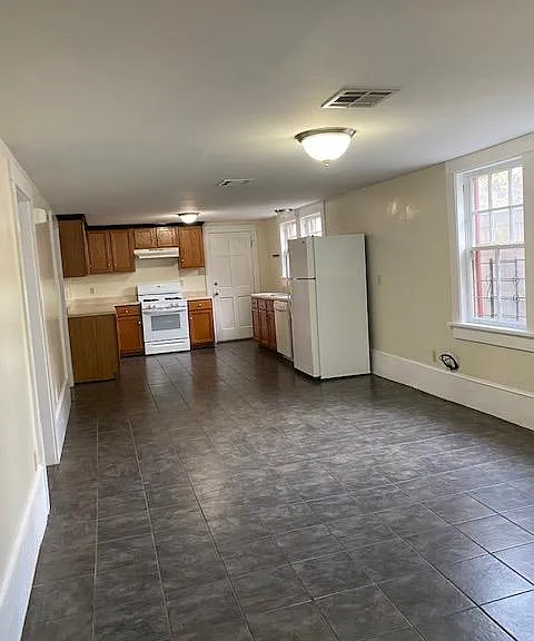 522 Jefferson Ave — Photo 8
