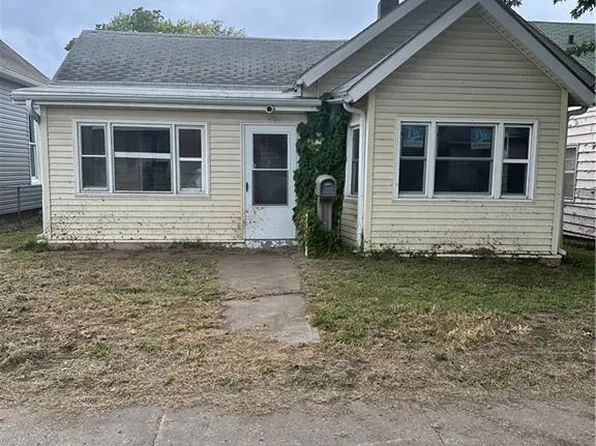 2310 S 10th St, Saint Joseph, MO 64503