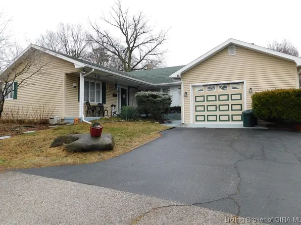 800 S Jackson Street, Salem, IN 47167