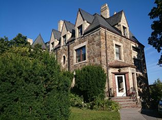 11 Garrison Rd APT 4, Brookline, MA 02445