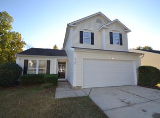 9736 Veronica Dr, Charlotte, NC 28215