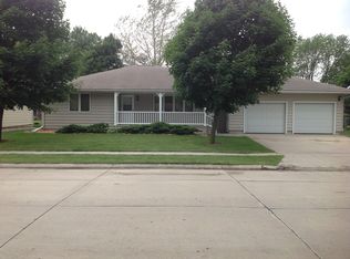 111 Park Ave, Story City, IA 50248