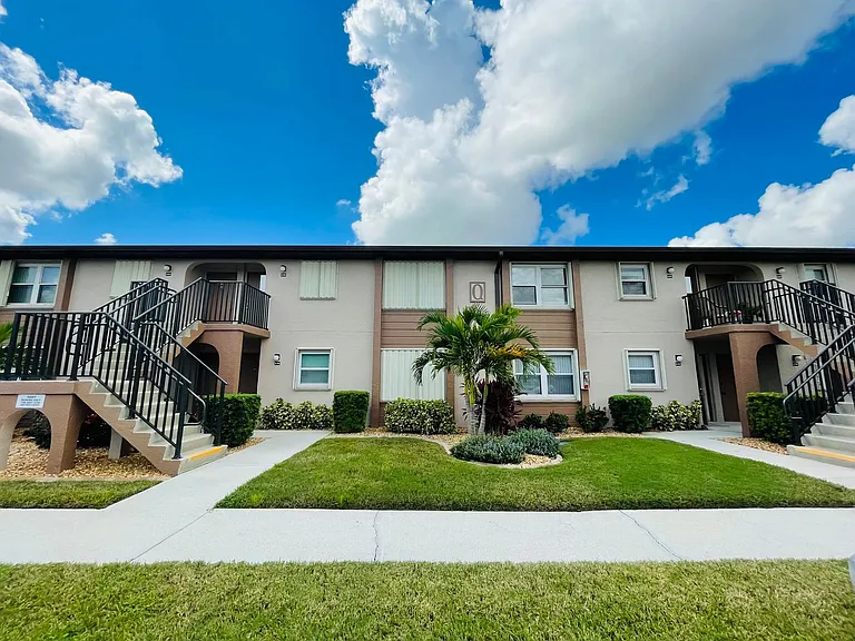 25100 Sandhill Blvd #Q201 — Photo 1