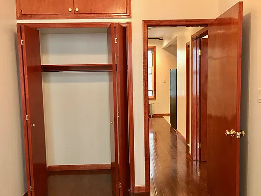 Rented by Century 21 New Golden Age Realty | media 5