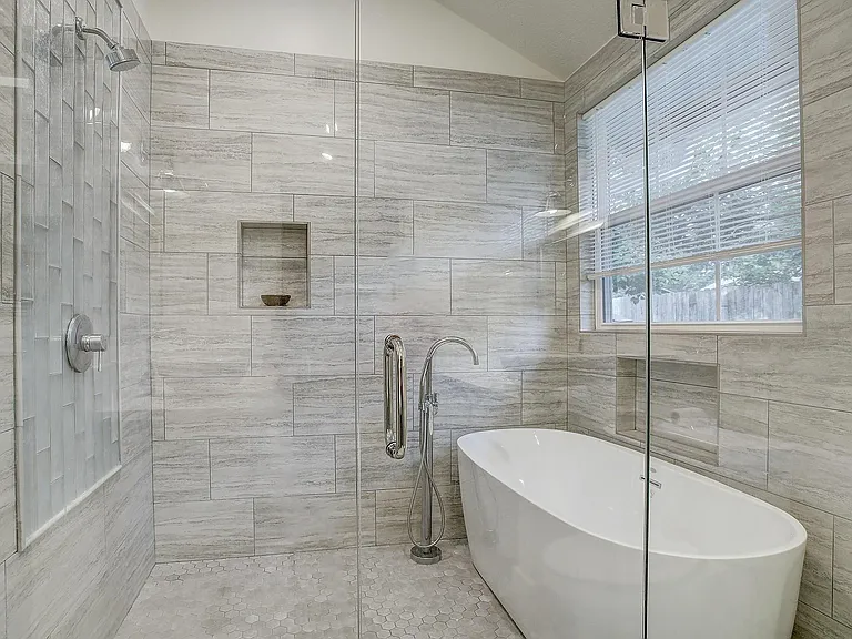 801 Le Green St — Photo 7