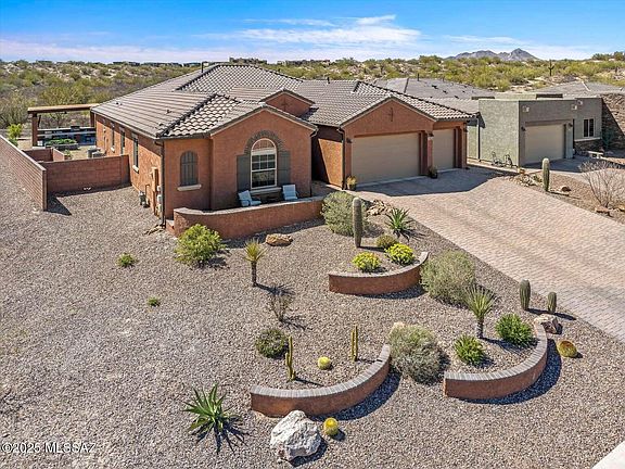3rd image of 13377 N Mariposa Lily Dr