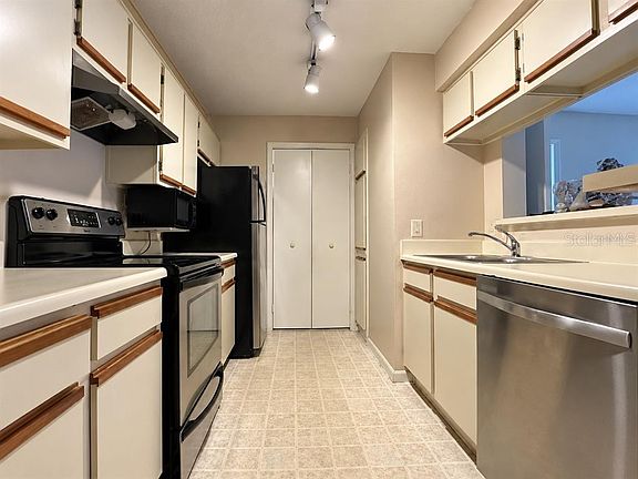 5th image of 5500 Devonbriar Way APT G108