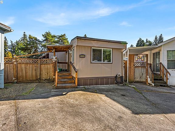 2nd image of 15184 SE Dayspring Ln