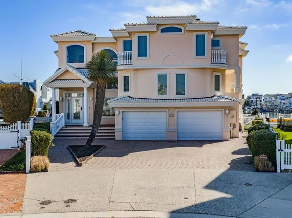 1 Lagoon Rd, Ocean City, NJ 08226