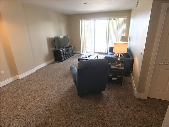 4th image of 1108 N Franklin St Unit 403