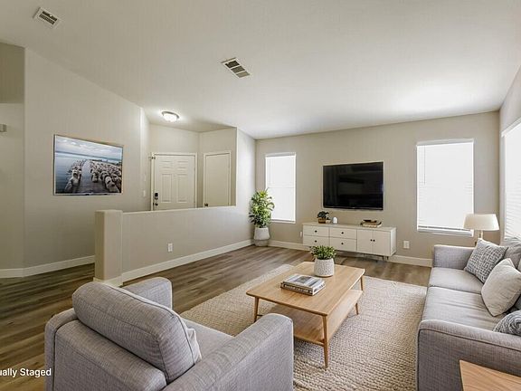4th image of 921 Adobe Flat Dr