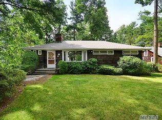 47 The Promenade, Glen Head, NY 11545