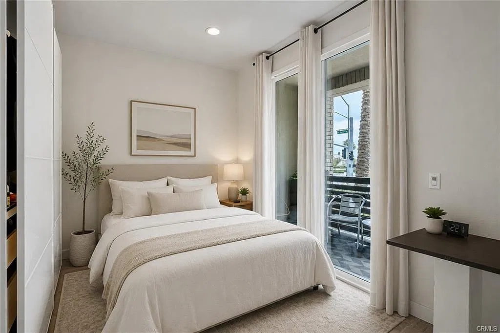 3 bed, 1562 sqft, $3,300 — Photo 4