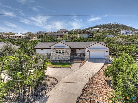 4th image of 1151 Flagstone Dr