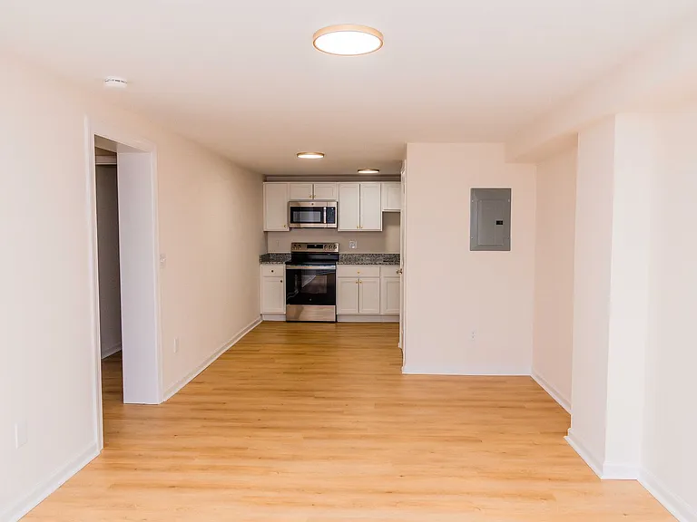 103 Cresap Rd — Photo 15