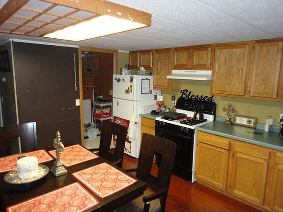 Kitchen 2 with washroom a