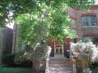 11425 S Champlain Ave, Chicago, IL 60628