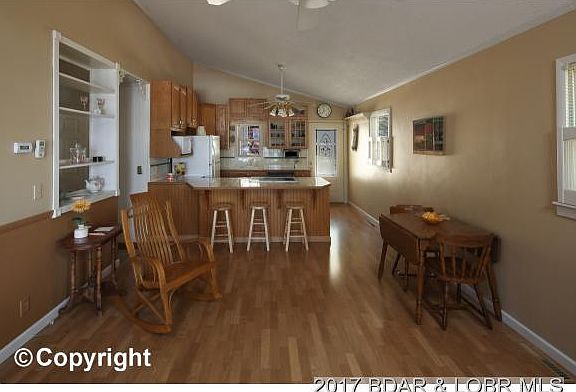 3rd image of 146 Redbud Ln