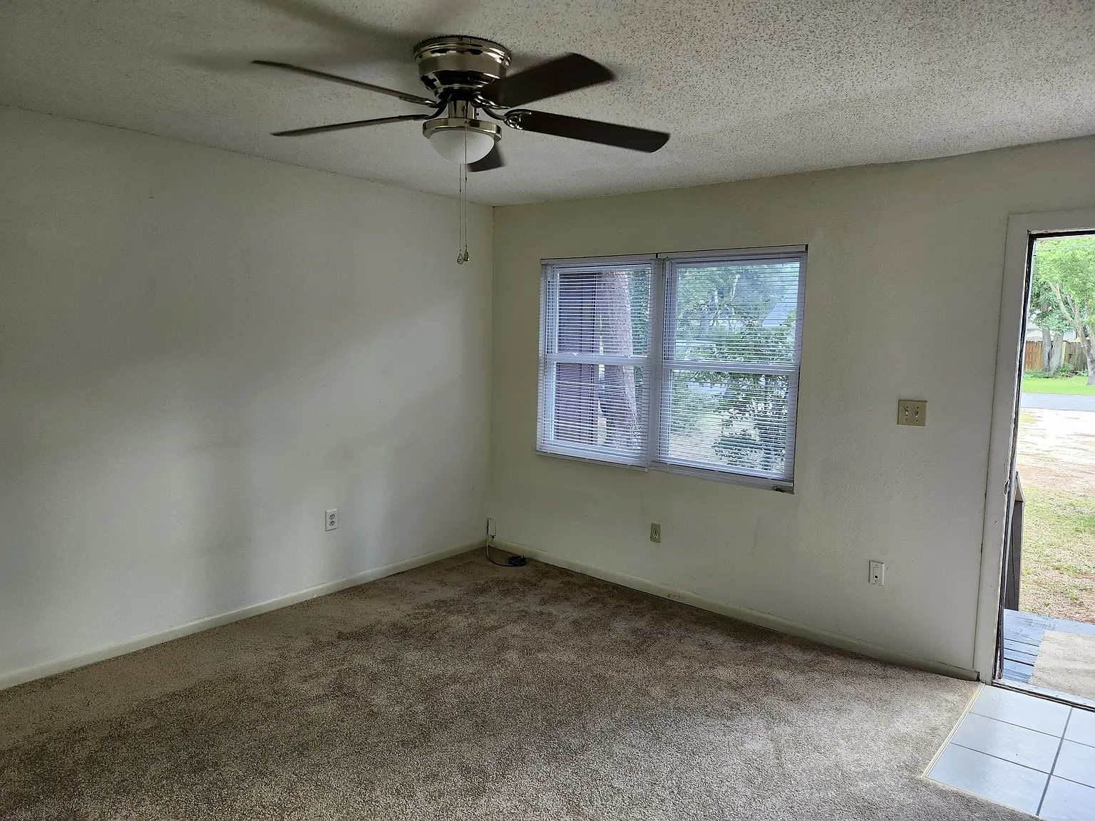 1 bed, 700 sqft, $1,190 — Photo 3