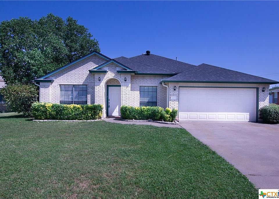 1st image of 2201 Creek Dr