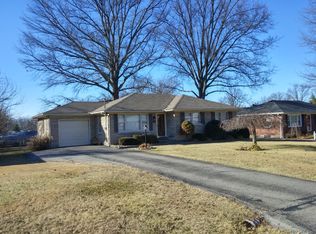 5112 Ferrer Way, Louisville, KY 40291