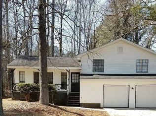 6241 Willowbrook Dr, Riverdale, GA 30296