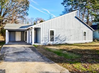5720 Twain Dr, Ellenwood, GA 30294