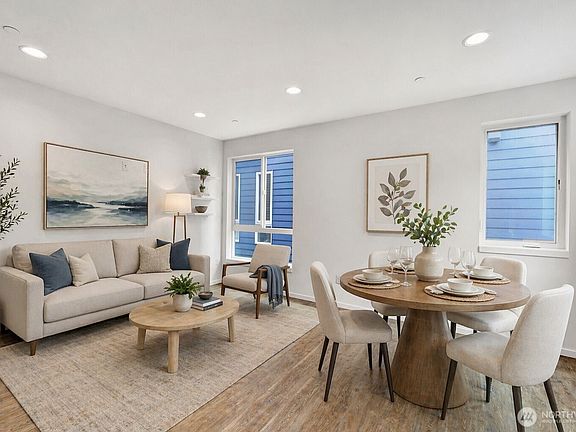 5th image of 3216 15th Avenue W #B
