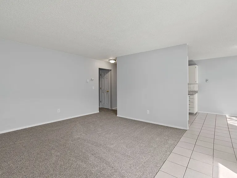 310 N Raymond Rd #D7 — Photo 9