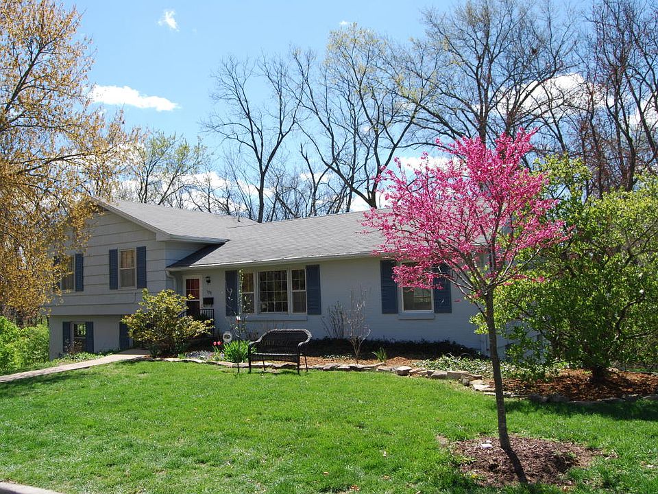 1st image of 900 Westwinds Dr