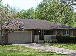 2506 W Allen Dr, Springfield, MO 65810