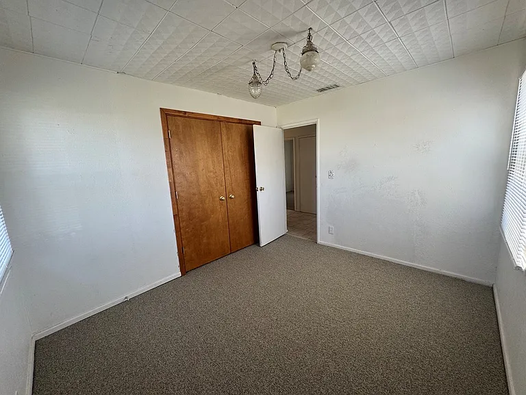 3107 Merrill Ave — Photo 23