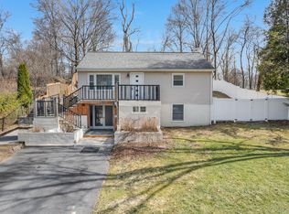 10 Marlorville Road, Wappingers Falls, NY 12590