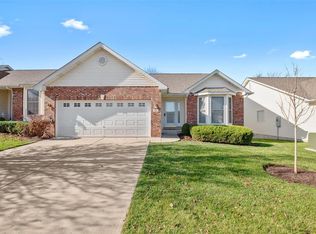 191 Fairgate Dr, Saint Peters, MO 63376